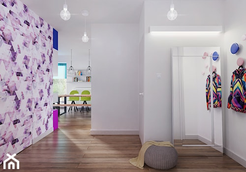 Kolory lata na Pradze - apartament 71m2 - Duży z wieszakiem biały fioletowy hol / przedpokój, styl nowoczesny - zdjęcie od Boho Studio