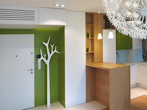 Nowoczesne mieszkanie z motywem drzewa - Kuchnia, styl nowoczesny - zdjęcie od NOLKplan