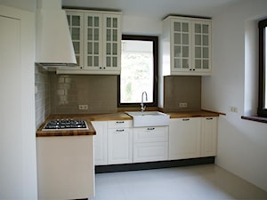 Dom w Kampinosie - Kuchnia, styl tradycyjny - zdjęcie od NOLKplan