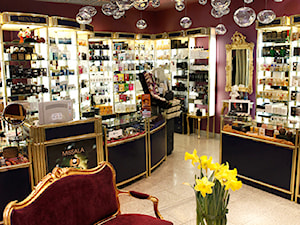 Perfumeria Quality - Wnętrza publiczne, styl glamour - zdjęcie od NOLKplan