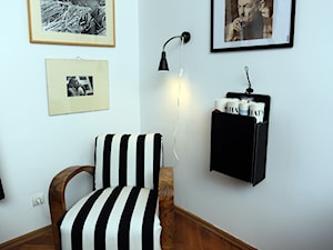 Biało czarny fotel. - zdjęcie od Mieszkaniowe Metamorfozy