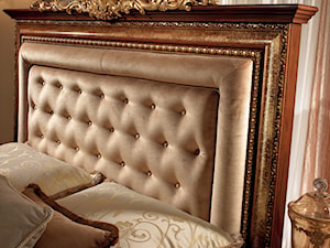 Meble włoskie - Beżowa sypialnia, styl vintage - zdjęcie od RAD-POL