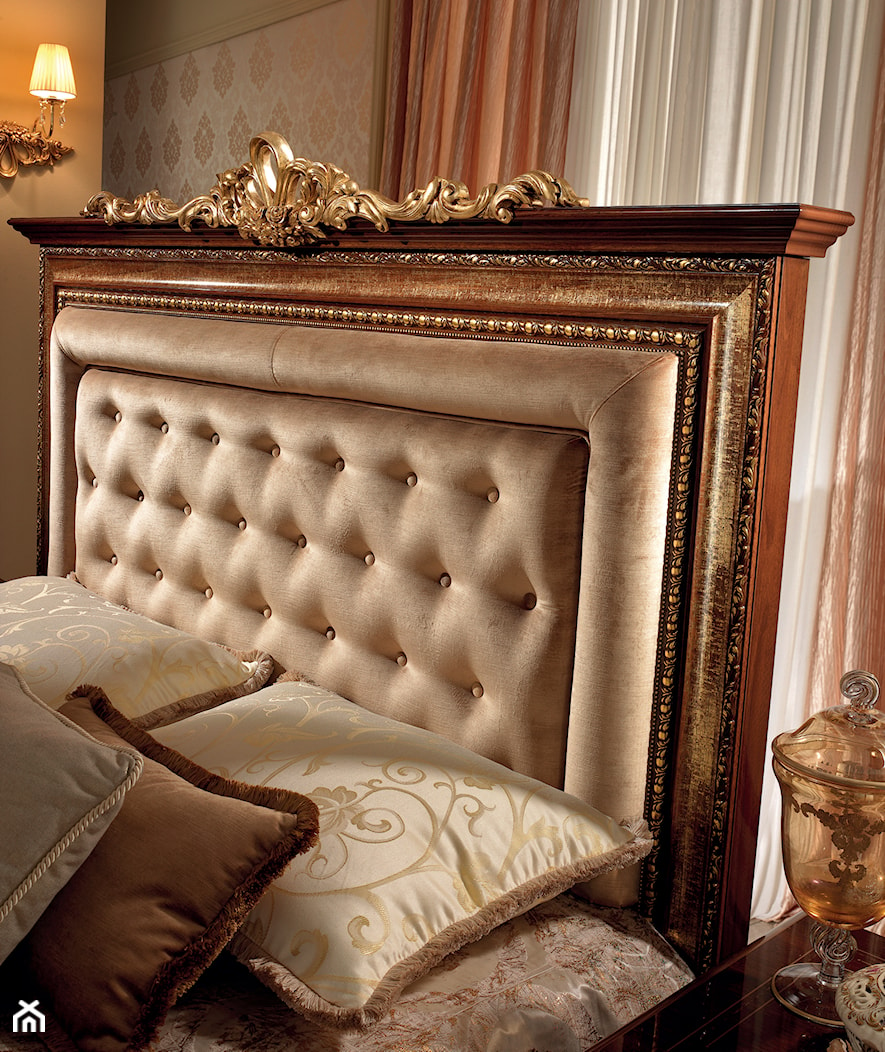 Meble włoskie - Beżowa sypialnia, styl vintage - zdjęcie od RAD-POL - Homebook