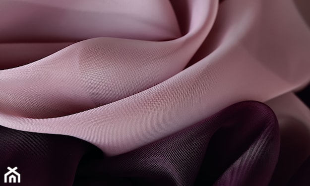 fioletowa i różowa tkanina