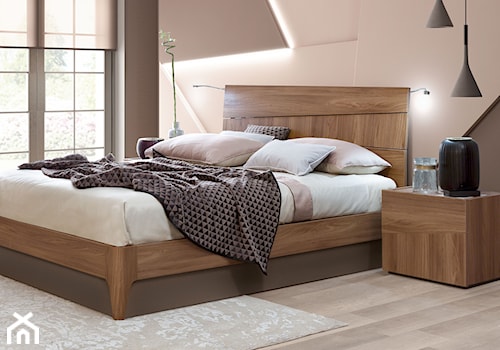 Sypialnia - Średnia beżowa brązowa sypialnia na poddaszu, styl nowoczesny - zdjęcie od RAD-POL