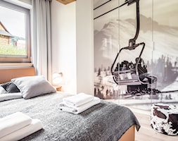 Apartament Szymoszkowa Prestige - Mała biała sypialnia, styl nowoczesny - zdjęcie od www.tatrytop.pl - Homebook
