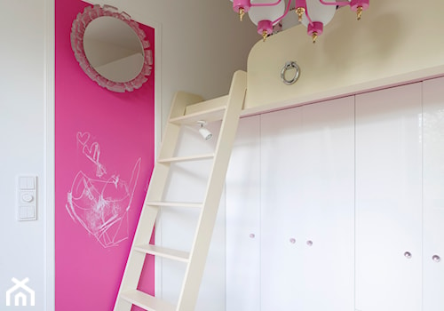 Mieszkanie - Stare Włochy - Średni biały różowy pokój dziecka dla dziecka dla dziewczynki, styl gla ... - zdjęcie od Izabela Rydygier Architektura Wnętrz