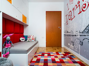 sypialnia w kuchni - Średni biały szary pokój dziecka dla dziecka dla nastolatka dla chłopca dla dziewczynki, styl nowoczesny - zdjęcie od RedCubeDesign projektowanie wnętrz