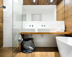 szeregówka po duńsku - Średnia bez okna z lustrem z dwoma umywalkami łazienka, styl skandynawski - zdjęcie od RedCubeDesign projektowanie wnętrz - Homebook