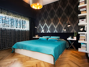 biało-czarny domek - Mała średnia sypialnia, styl minimalistyczny - zdjęcie od RedCubeDesign projektowanie wnętrz