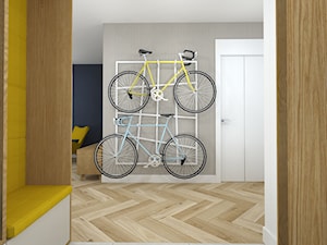 rowerowe mieszkanie - Duży beżowy szary hol / przedpokój, styl nowoczesny - zdjęcie od RedCubeDesign projektowanie wnętrz