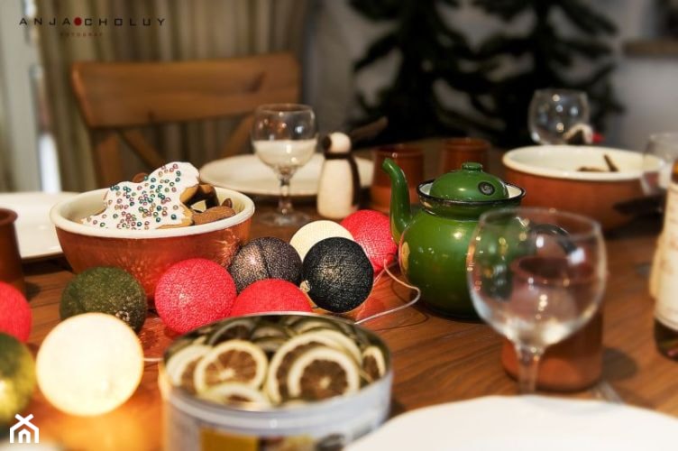 Święta - Mała szara jadalnia jako osobne pomieszczenie - zdjęcie od 9design