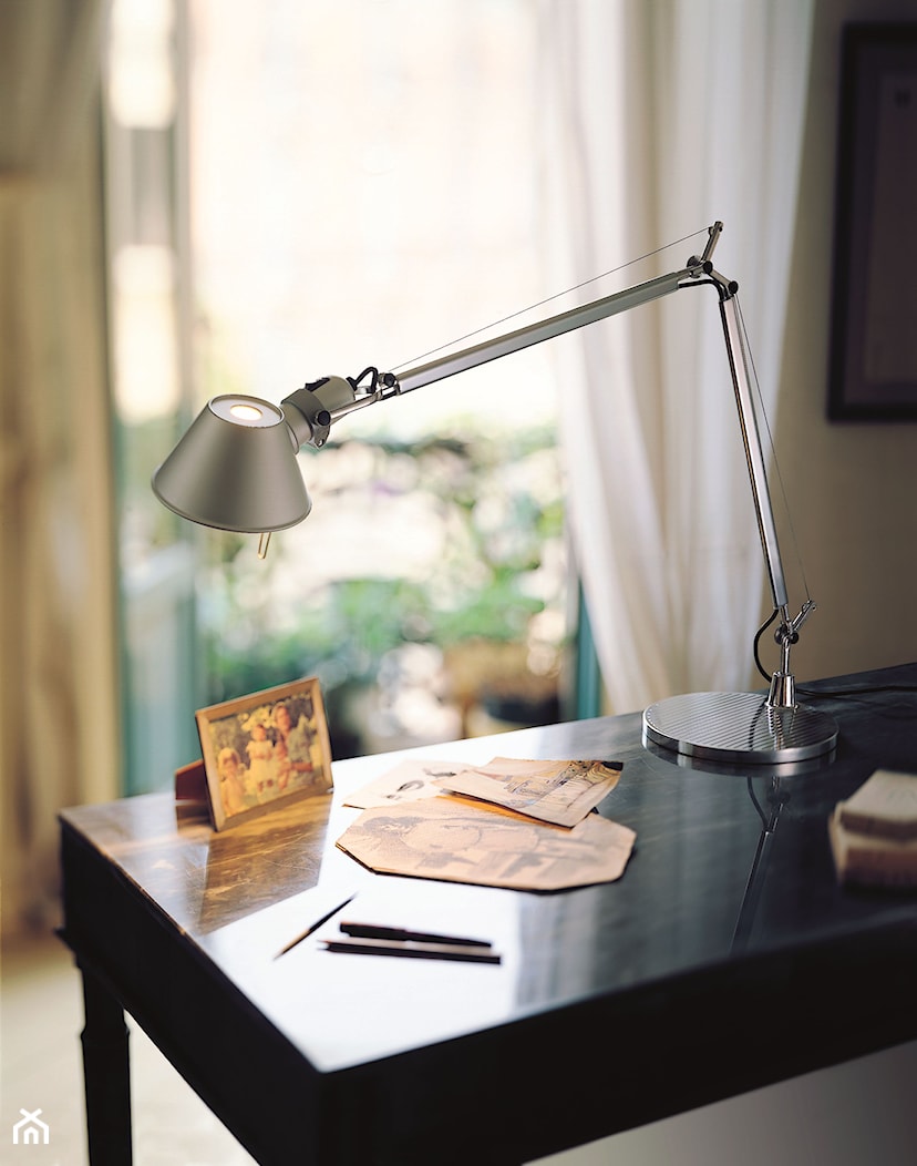 Lampa stołowa/biurkowa Artemide - Tolomeo mini - zdjęcie od 9design - Homebook
