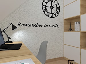 Biuro domowe - Małe z zabudowanym biurkiem białe biuro, styl skandynawski - zdjęcie od Anna Romik Architektura Wnętrz