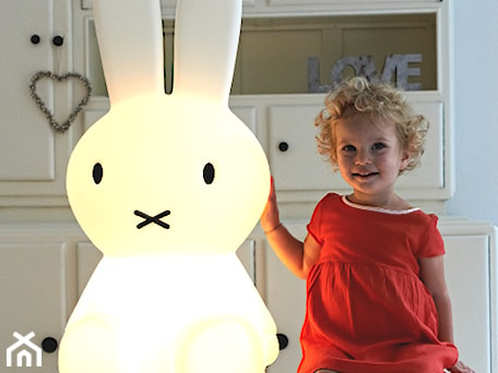 Aranżacje wnętrz - Pokój dziecka: Miffy - Żyrafy z Szafy . Przeglądaj, dodawaj i zapisuj najlepsze zdjęcia, pomysły i inspiracje designerskie. W bazie mamy już prawie milion fotografii!