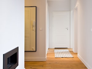 Apartament w Gdańsku - Średni biały hol / przedpokój, styl nowoczesny - zdjęcie od Kasia Gal