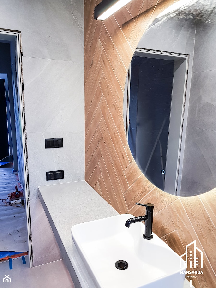 Remont łazienki po zalaniu - Łazienka, styl nowoczesny - zdjęcie od Mansarda Remonty