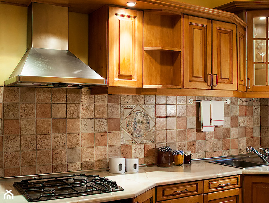 Kuchnia po zmianach - zdjęcie od Home Staging Studio AP