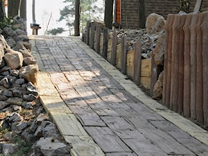 Betonowe Drewno - zdjęcie od 4 GLOBE