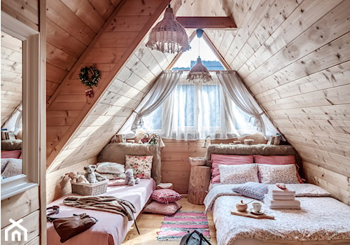 Chalet Nr 2 - Ostomiły - Mała sypialnia na poddaszu, styl rustykalny - zdjęcie od Górska Osada - Luxury Chalets in Tatra Mountains