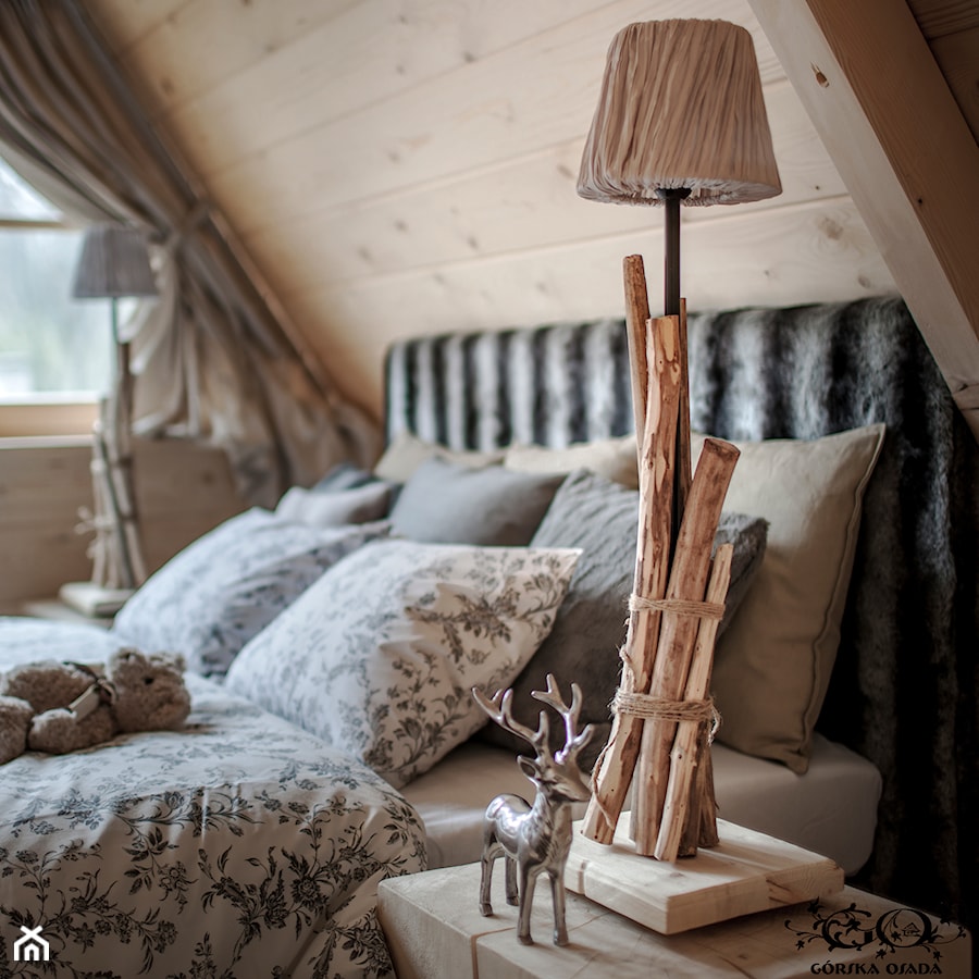 Chalet Nr 4 - Ornacki - Średnia sypialnia na poddaszu, styl rustykalny - zdjęcie od Górska Osada - Luxury Chalets in Tatra Mountains