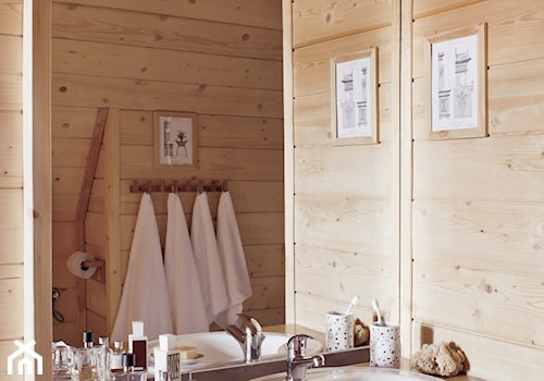 Chalet Nr 2 - Ostomiły - Mała bez okna z lustrem łazienka, styl rustykalny - zdjęcie od Górska Osada - Luxury Chalets in Tatra Mountains