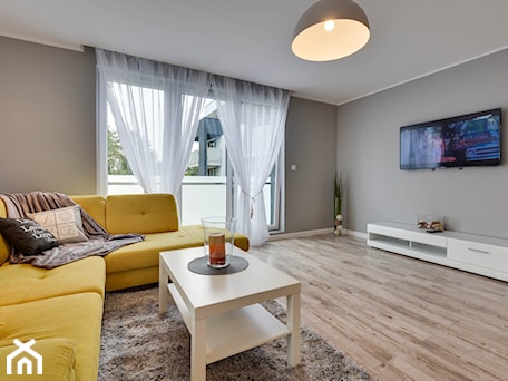 Aranżacje wnętrz - Salon: Apartament do wynajęcia - Radosław Sobik Fotografia. Przeglądaj, dodawaj i zapisuj najlepsze zdjęcia, pomysły i inspiracje designerskie. W bazie mamy już prawie milion fotografii!