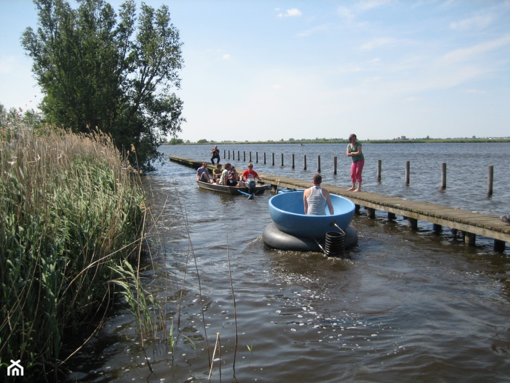 - zdjęcie od More North - ekskluzywne wanny ogrodowe - Homebook