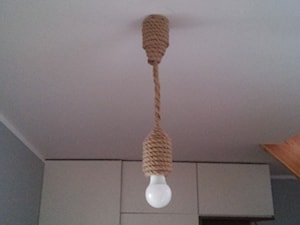 Lampa ze sznurka - zdjęcie od Kasia