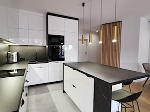 Nowoczesna biało-czarna zabudowa kuchenna - Kuchnia, styl nowoczesny - zdjęcie od FILMAR meble