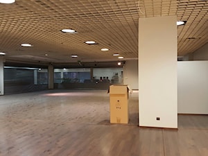 Salon Meblowy Space For All Katowice - zdjęcie od Oles Project Sp. z o.o. Remonty i Wykończenia