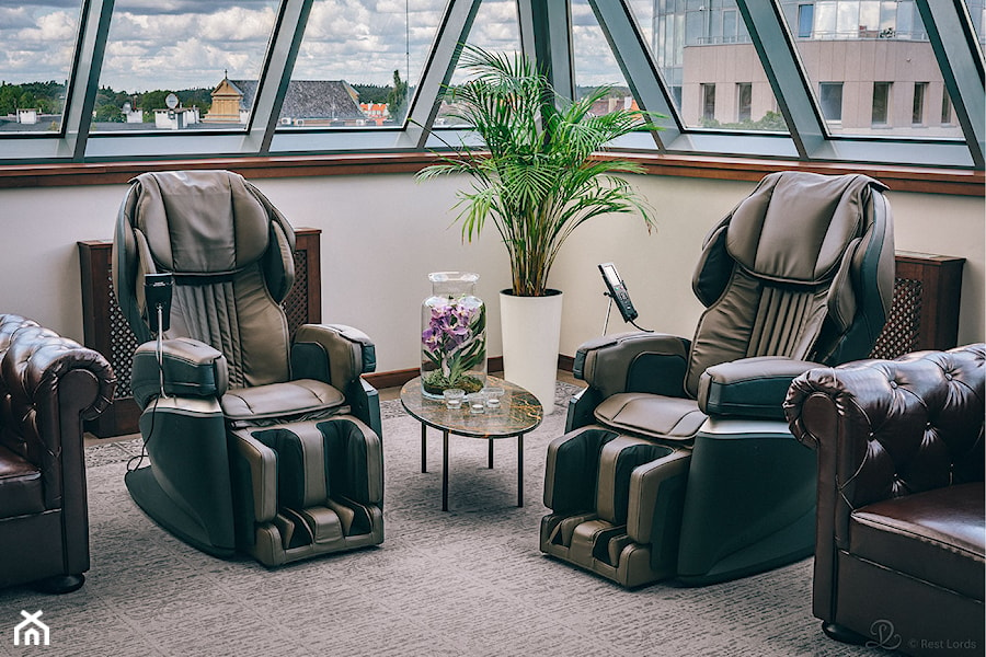 Firmowy Relax Room z fotelami masującymi - zdjęcie od Rest Lords - fotele masujące