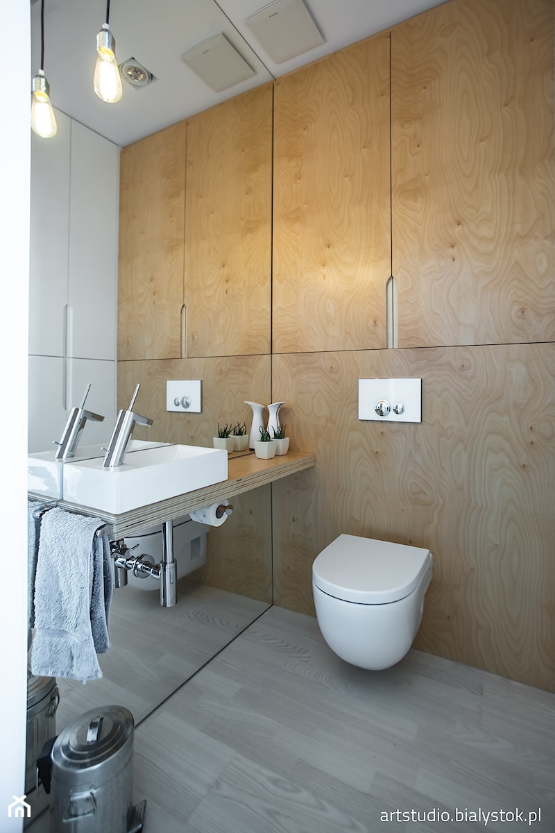 naturalnie...realizacja 2014 - Średnia z punktowym oświetleniem łazienka, styl industrialny - zdjęcie od MANUstudio • projektowanie wnętrz