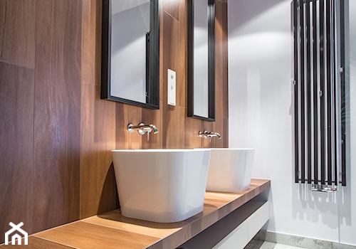 naturalnie...realizacja 2014 - Średnia z dwoma umywalkami z punktowym oświetleniem łazienka, styl minimalistyczny - zdjęcie od MANUstudio • projektowanie wnętrz