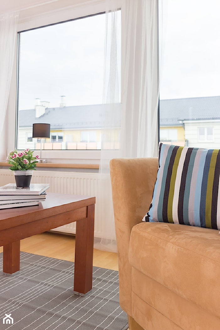 Mieszkanie w Gdyni - Salon, styl tradycyjny - zdjęcie od DOMOWE ZMIANY. HOME STAGING. Tomasz Ziemann - Homebook
