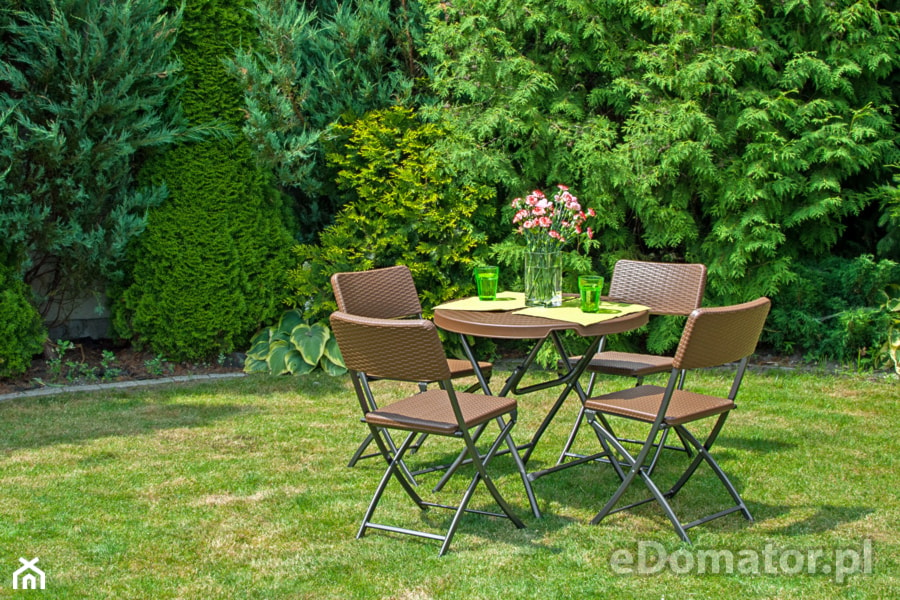 Zestaw składany okrągły - stół i 4 krzesła - zdjęcie od eDomator.pl - Homebook