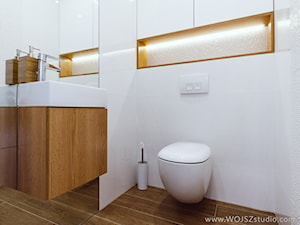 Dom w Rąbie · Realizacja - Mała łazienka, styl nowoczesny - zdjęcie od WOJSZ studio