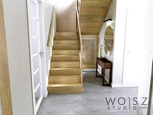 Dom w Wejherowie · Projekt - Średni szary hol / przedpokój, styl glamour - zdjęcie od WOJSZ studio