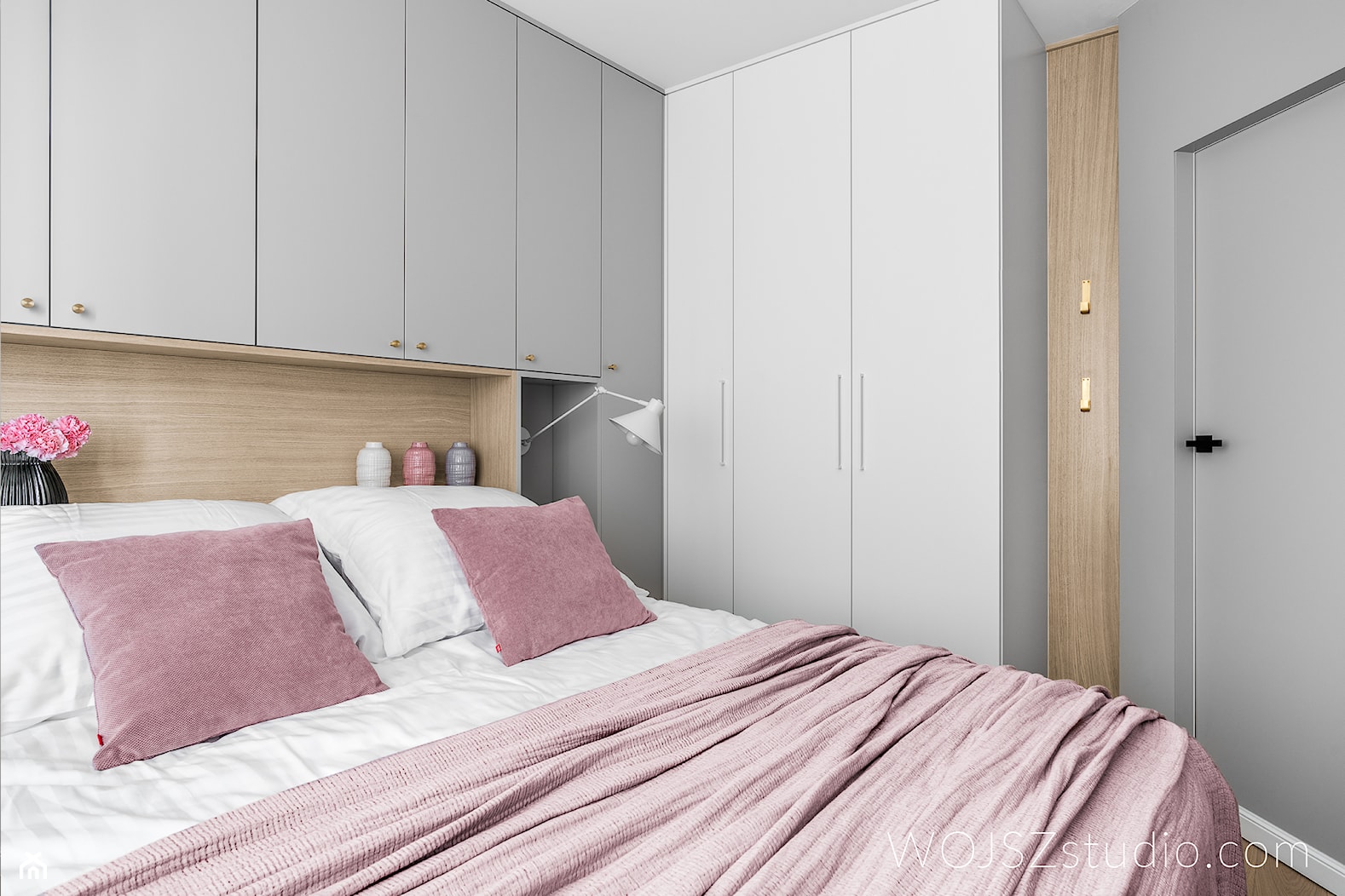 Realizacja - mieszkanie w Gdańsku 2018 - Mała szara sypialnia, styl nowoczesny - zdjęcie od WOJSZ studio - Homebook