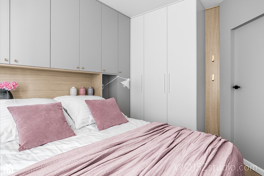 Mieszkanie w Gdańsku · Realizacja - Mała szara sypialnia, styl nowoczesny - zdjęcie od WOJSZ studio
