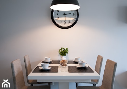 Mieszkanie w Gdańsku · Realizacja - Mała jadalnia w salonie w kuchni, styl nowoczesny - zdjęcie od WOJSZ studio