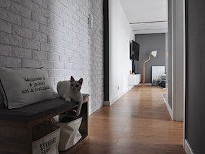 Mieszkanie Kraków,50m2. Realizacja - Średni biały szary hol / przedpokój, styl skandynawski - zdjęcie od STUDIO PNIAK