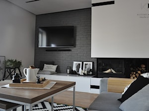 Metamorfoza domu jednorodzinnego,Wysoka-Zawiercie - Średni biały szary salon, styl nowoczesny - zdjęcie od STUDIO PNIAK