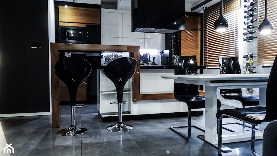 Mieszkanie w Jaworznie - Średnia jadalnia w kuchni, styl nowoczesny - zdjęcie od InWizja studio Katarzyna Doroszkiewicz