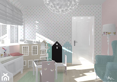 Pokój dwulatki - Mały biały różowy szary pokój dziecka dla dziecka dla dziewczynki, styl nowoczesny - zdjęcie od StudioBarw