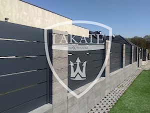 ogrodzenie aluminiowe od Lakate_bramy_ogrodzenia - zdjęcie od LAKATE Sp.z.o.o BRAMY I OGRODZENIA
