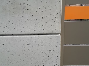 Bloczki z betonu architektonicznego - zdjęcie od LAKATE Sp.z.o.o BRAMY I OGRODZENIA
