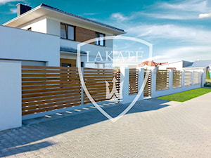 nowoczesne ogrodzenia aluminiowe - zdjęcie od LAKATE Sp.z.o.o BRAMY I OGRODZENIA