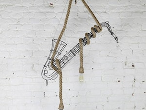Saksofon - lampa w stylu industrialnym/vintage - zdjęcie od Kurioza