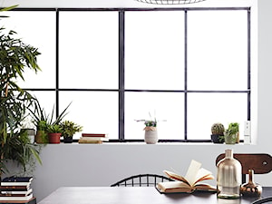 Oferta Grodno Decor - Mała biała jadalnia jako osobne pomieszczenie, styl skandynawski - zdjęcie od Grodno Decor